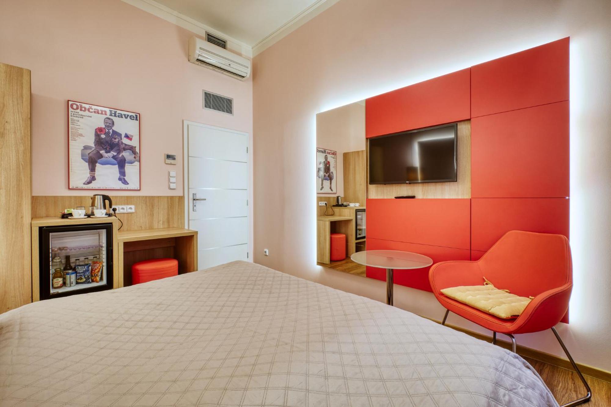 Double or Twin Room with Balcony,1743030046:JPEG